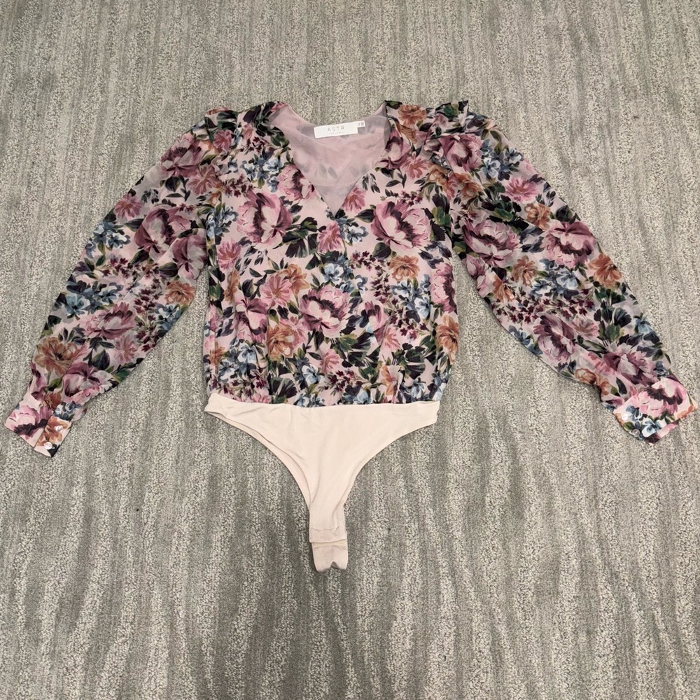 ASTR The Label Surplice Bodysuit Long Sleeve Floral Boho Women’s Size XS - Picture 1 of 6